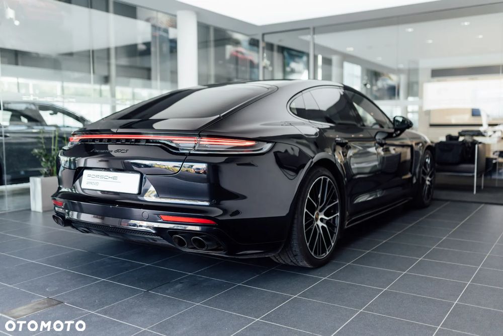 Porsche Panamera GTS - 9