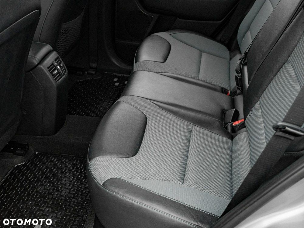 Kia Niro 64kWh L - 29