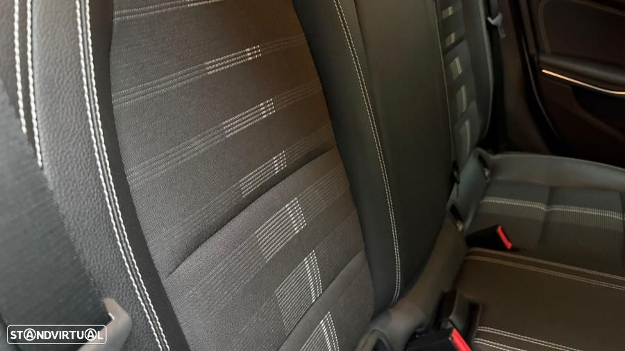 Mercedes-Benz GLA 180 d Style Aut. - 32