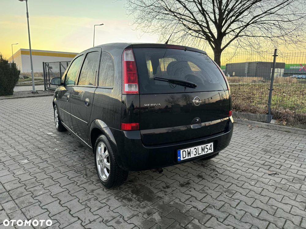 Opel Meriva 1.6 Essentia - 3