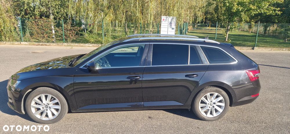 Skoda Superb 2.0 TDI Ambition DSG - 3