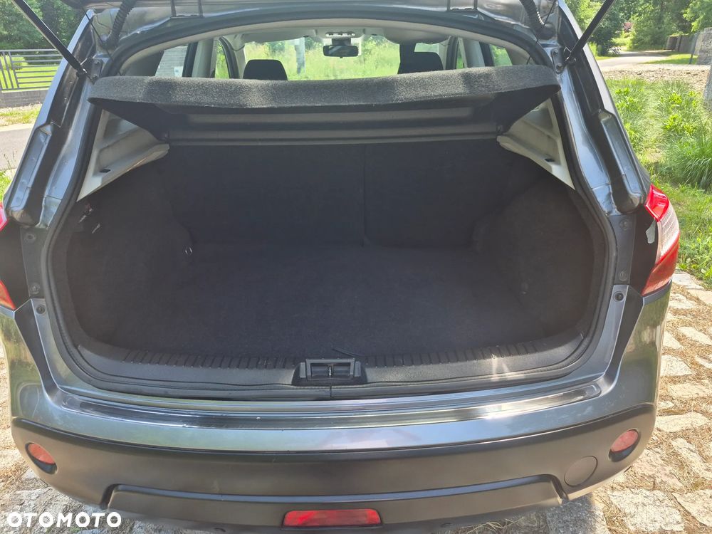 Nissan Qashqai 2.0 360 - 28