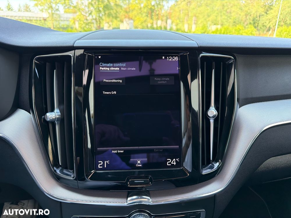 VOLVO XC60 2021 — imagine 27