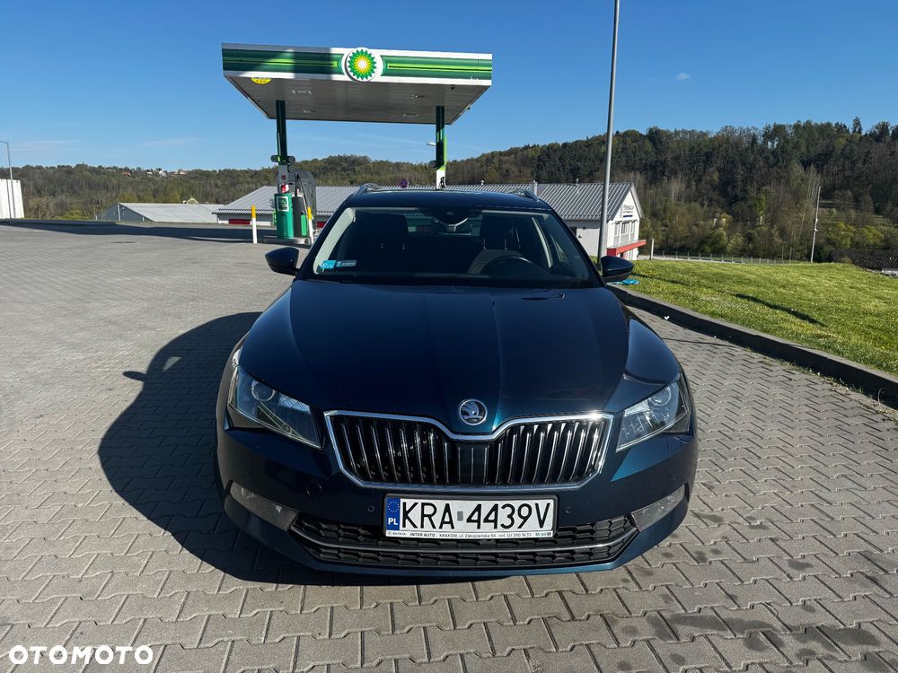 Skoda Superb 2.0 TDI Style DSG - 2