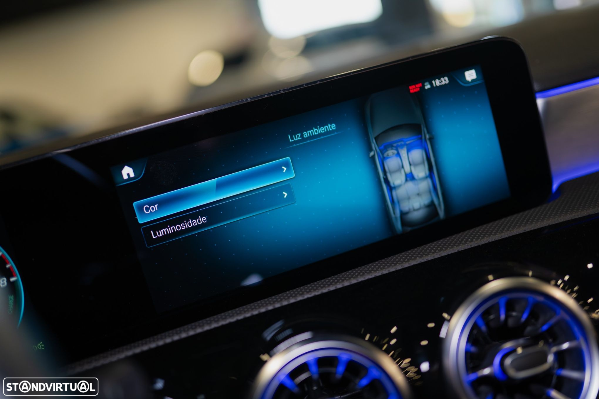 Mercedes-Benz A 250 Limousine e AMG Line - 34