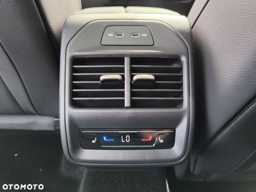 Skoda Superb 2.0 TSI 4x4 L&K DSG - 32