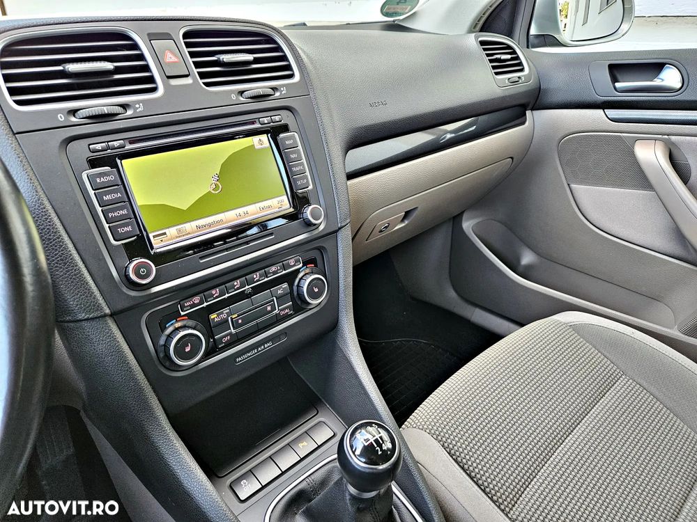 Volkswagen Golf 2.0 TDI DPF Highline - 21