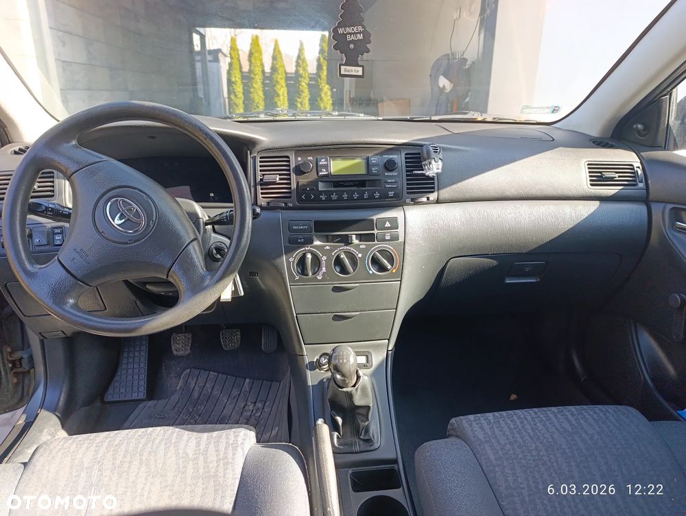 Toyota Corolla 1.4 VVT-i Base - 10