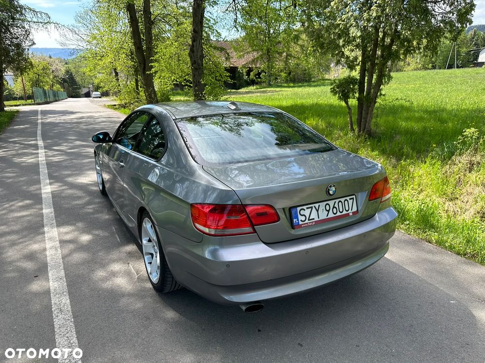 BMW Seria 3 320d - 3