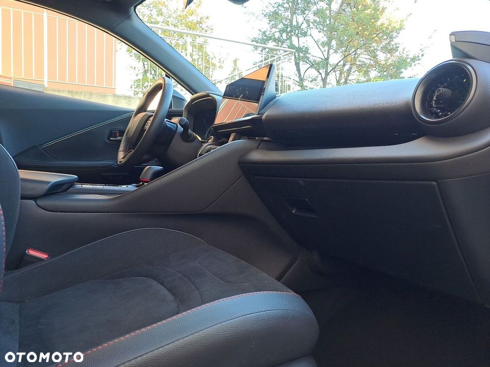 Toyota C-HR 2.0 PHEV Dynamic Force GR Sport - 34