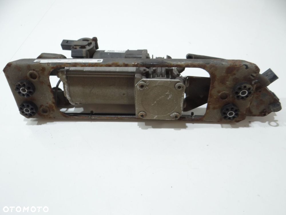 KOMPRESOR ZAWIESZENIA NIVO BMW E61 6769082 (16588974) - 2