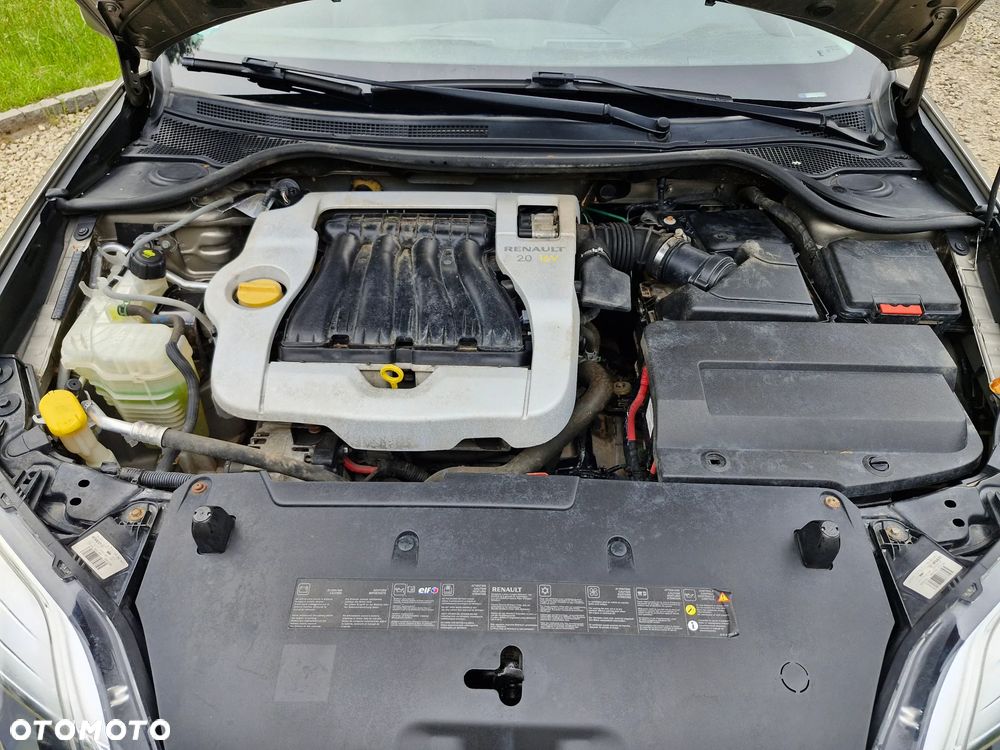 Renault Laguna 2.0 Limited - 26