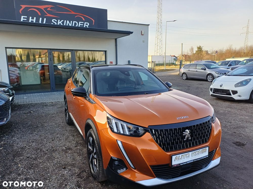 Peugeot 2008 PureTech 130 EAT8 GT Pack - 10