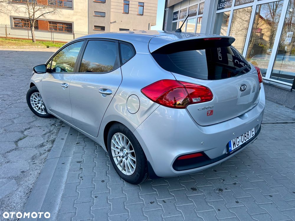 Kia Ceed 1.6 CRDi L - 3