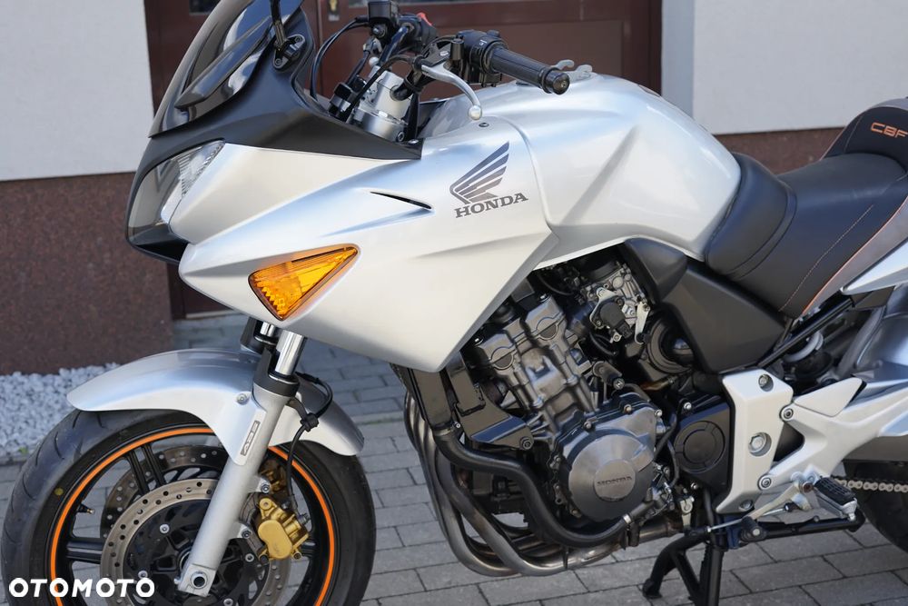 Honda CBF - 30