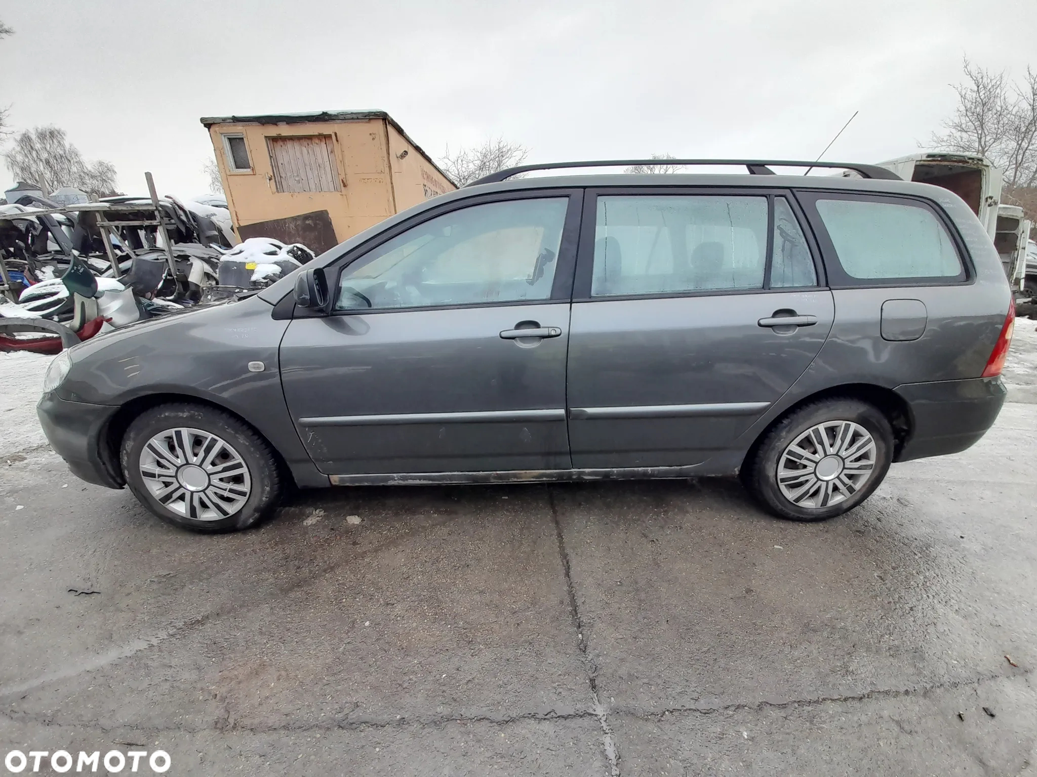 SILNIK 2.0 D-4D 90KM 66kW SŁUPEK 1CD-FTV TOYOTA COROLLA E12 - 5