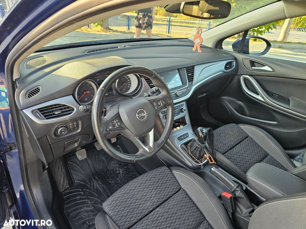 Opel Astra 1.2L Turbo Start/Stop - 10