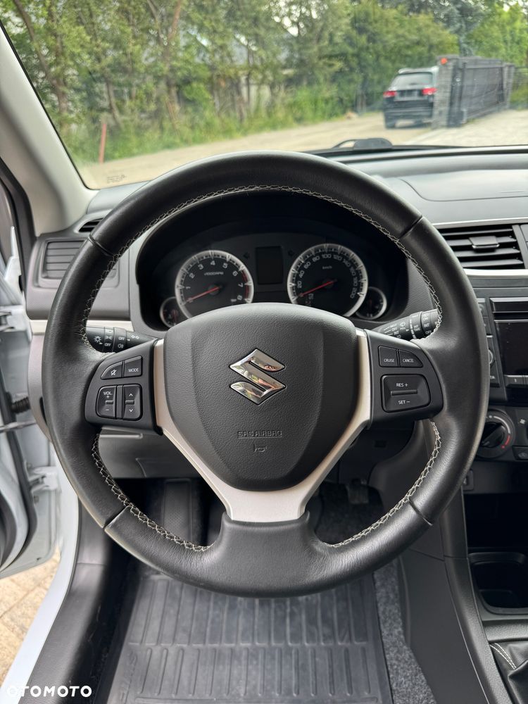 Suzuki Swift 1.2 Premium - 11