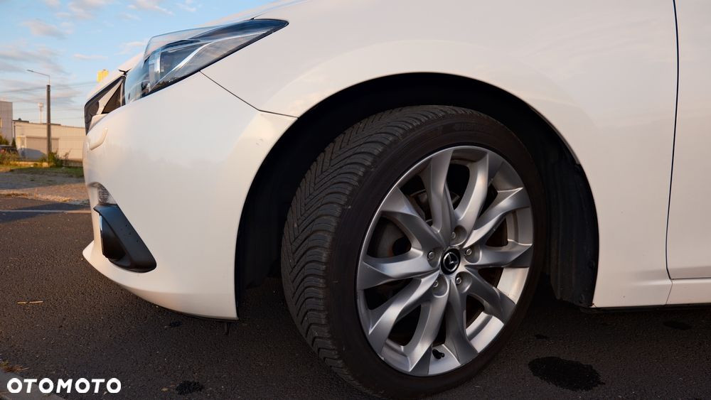 Mazda 3 - 4