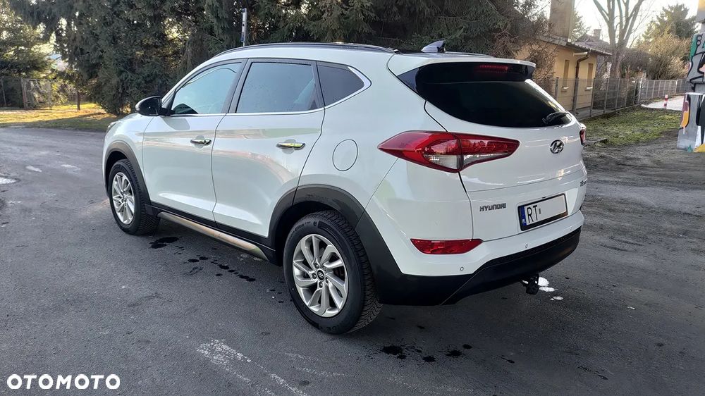 Hyundai Tucson blue 1.7 CRDi 2WD Passion Plus - 8