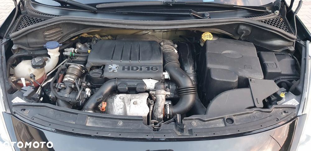 Peugeot 207 1.6 HDi 16V Trendy - 17