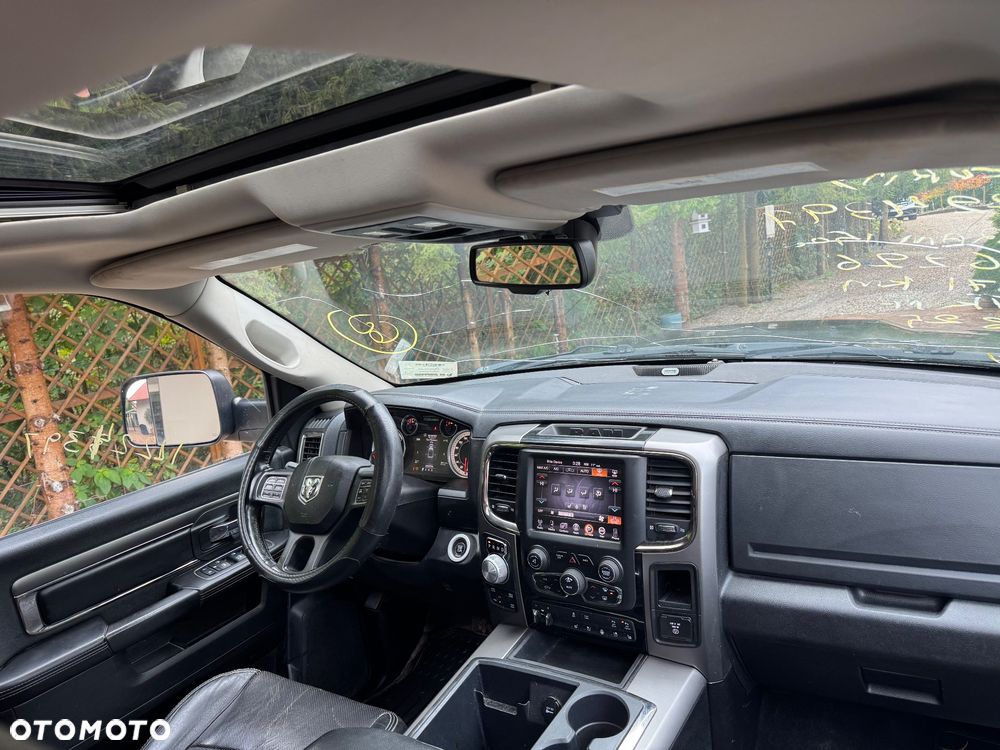 Dodge RAM 1500 5.7 4x4 - 30