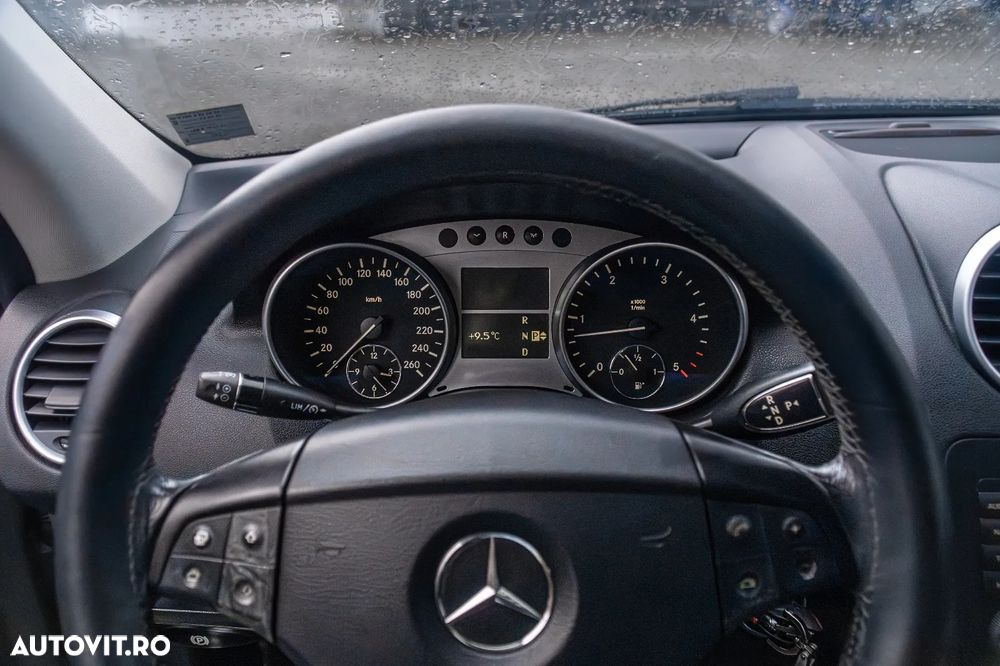 Mercedes-Benz ML - 10