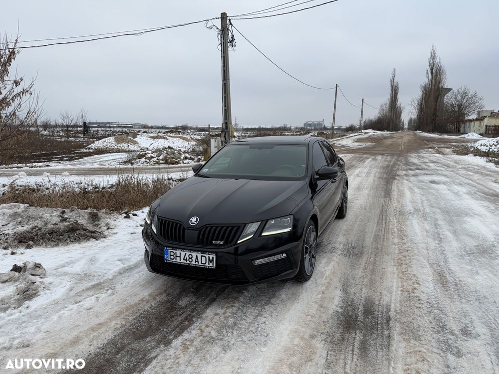 Skoda Octavia 2.0 245 TSI DSG RS - 5