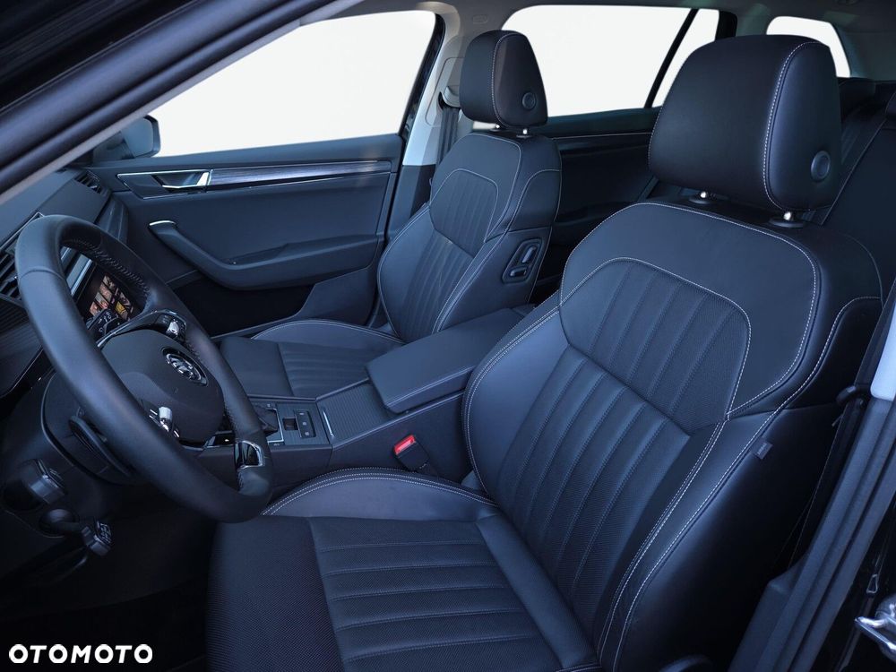 Skoda Superb 2.0 TDI SCR Style DSG - 12