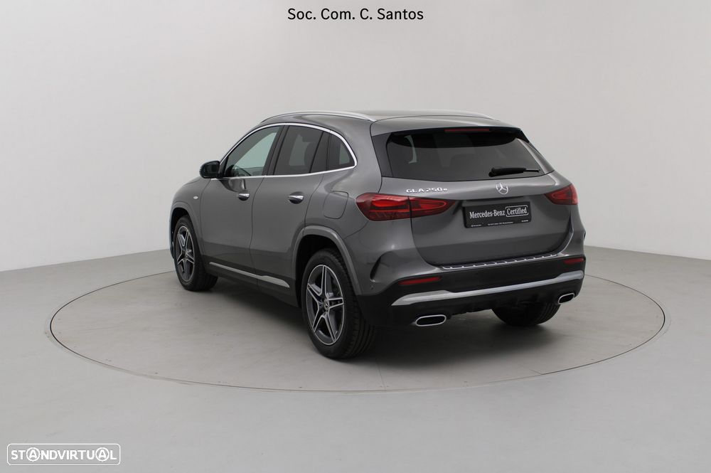 Mercedes-Benz GLA 250 e AMG Line - 7