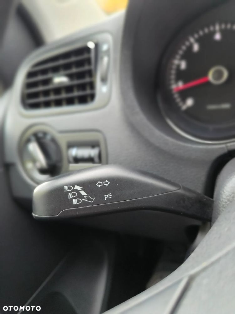 Volkswagen Polo 1.2 Team - 35