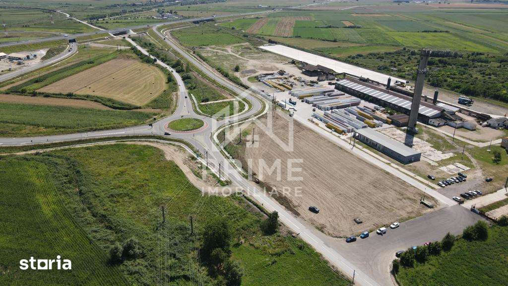 TEREN INTRAVILAN CU POZITIE STRATEGICA DE VANZARE| 10.000MP | 2 FRONTU - Imagine principală: 3/4