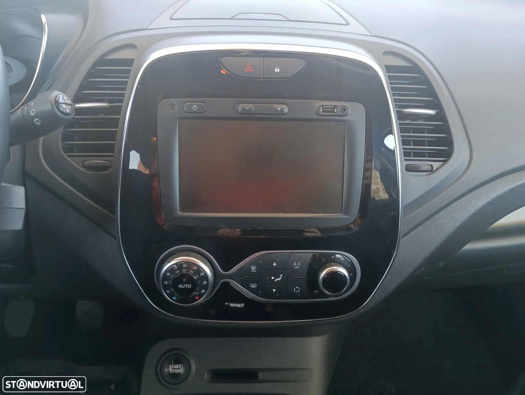 Renault Captur 1.5 dCi Red Edition - 11