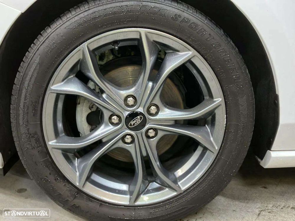 Ford Focus 1.0 EcoBoost ST-Line - 10