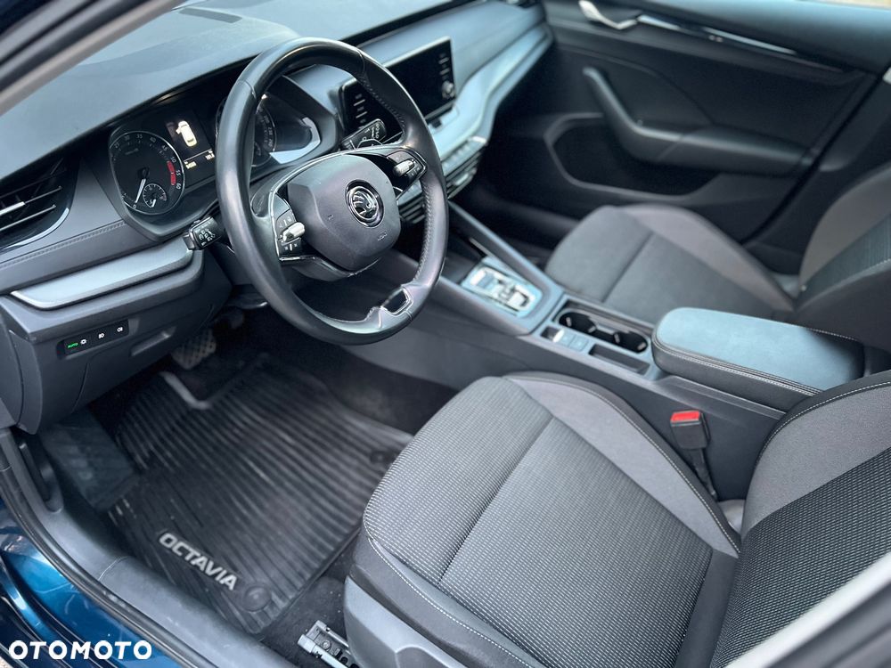 Skoda Octavia 2.0 TDI SCR Ambition DSG - 21