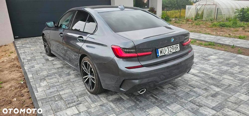 BMW Seria 3 330e M Sport sport - 5