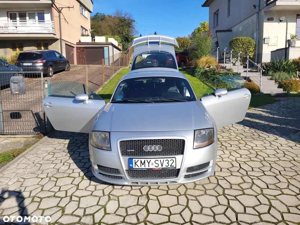 Audi TT Coupé 1.8T Quattro - 26