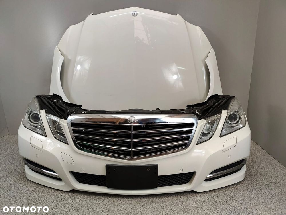 MERCEDES W212 KOMPLETNY PRZÓD AVANTGARDE MASKA BLOTNIKI PAS CHŁODNICE - 1