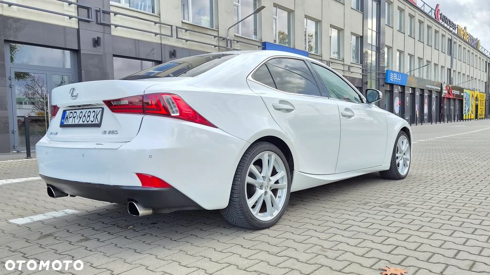 Lexus Is 2014 photo 3