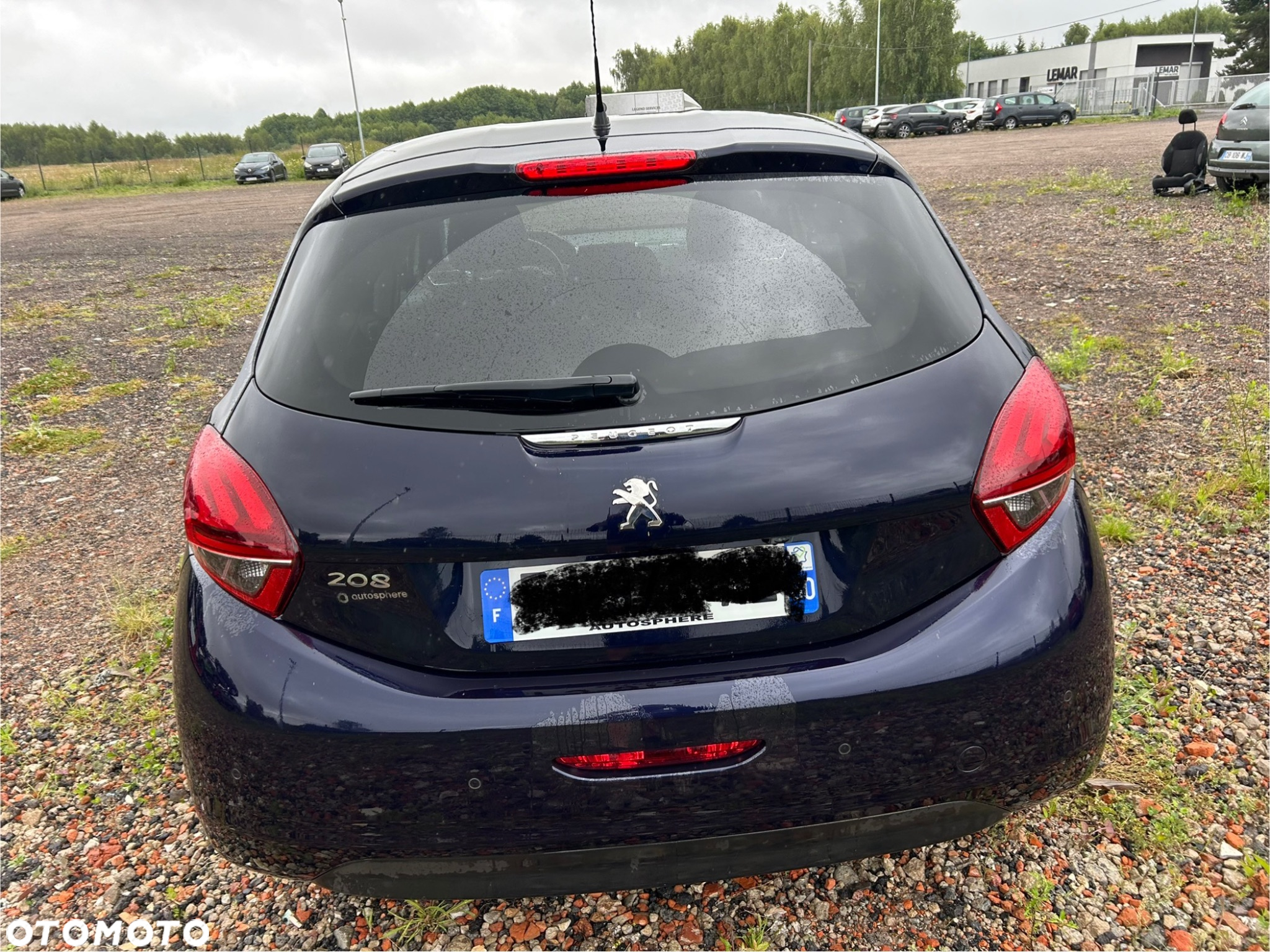 Peugeot 208 - 4