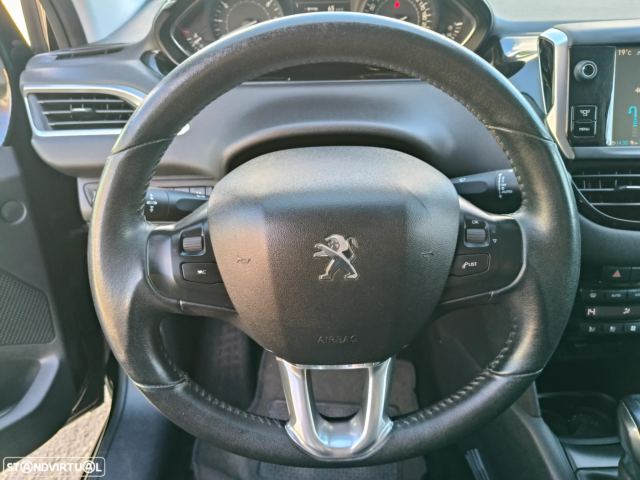 Peugeot 208 1.2 VTi Allure - 9