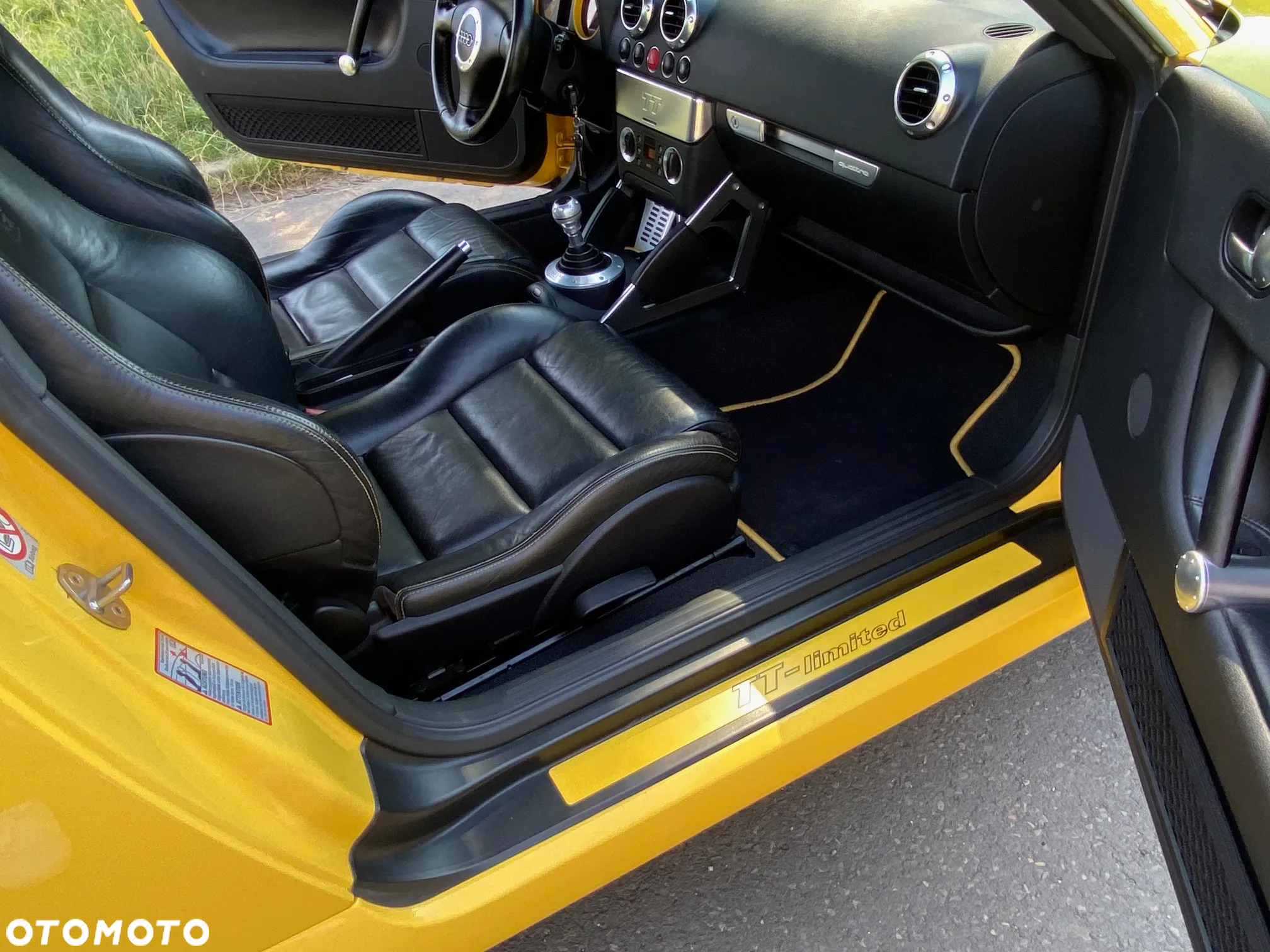 Audi TT Coupé - 17