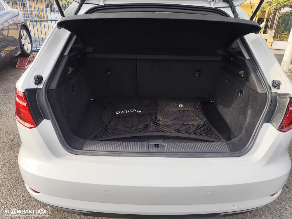 Audi A3 Sportback 40 e-tron S tronic sport - 10