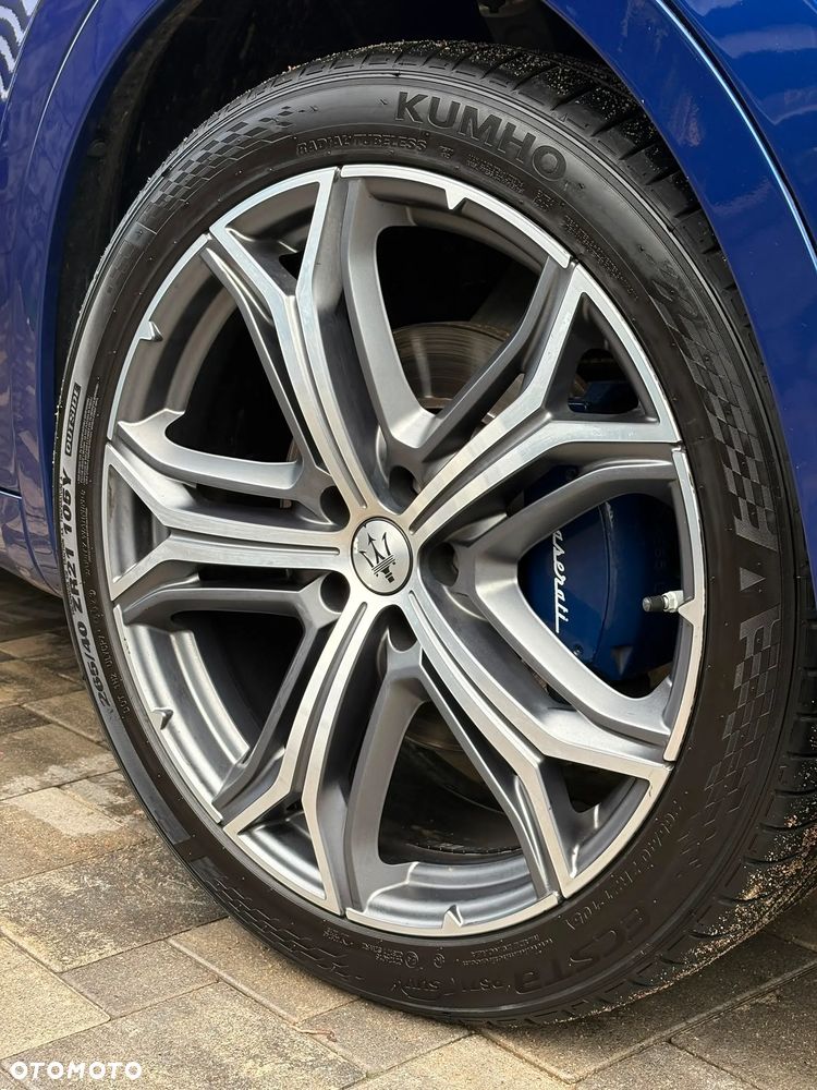 Maserati Levante - 15