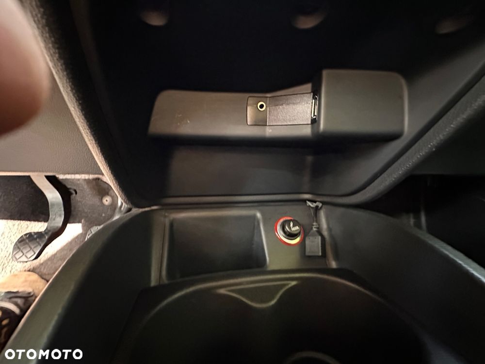 Seat Ibiza SC 1.6 TDI CR Sport - 31