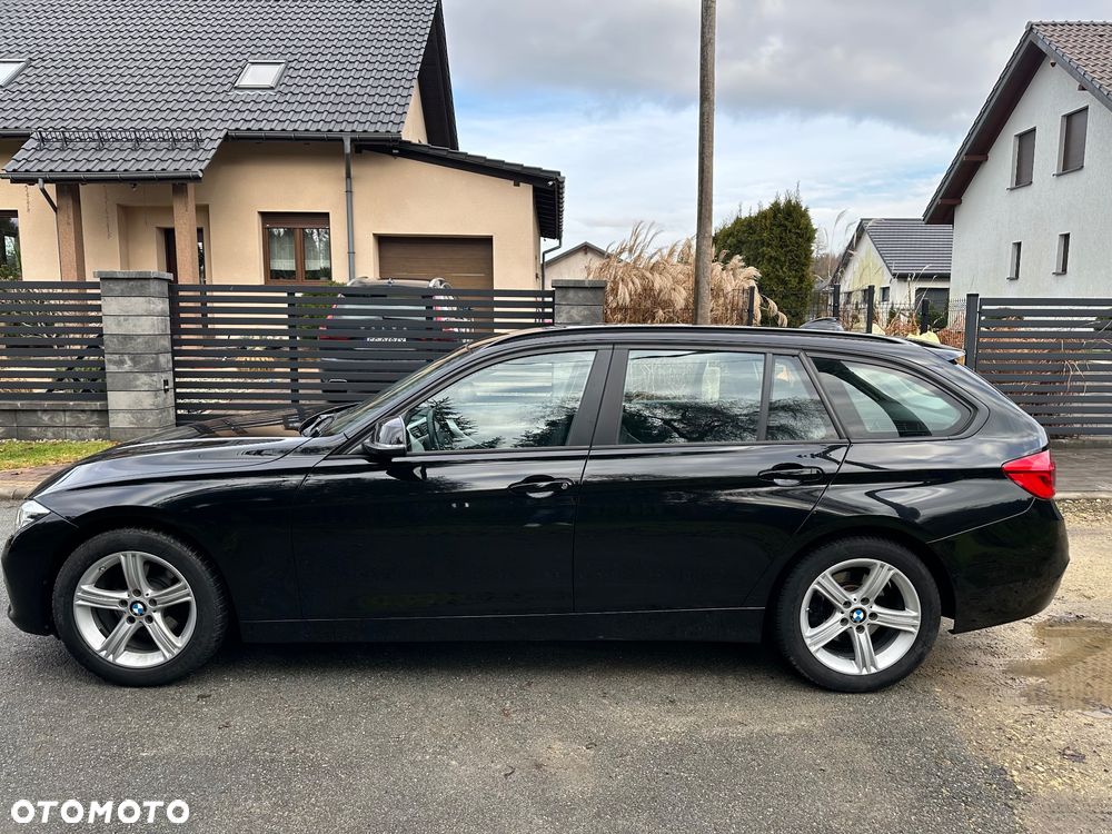 BMW Seria 3 318d - 5