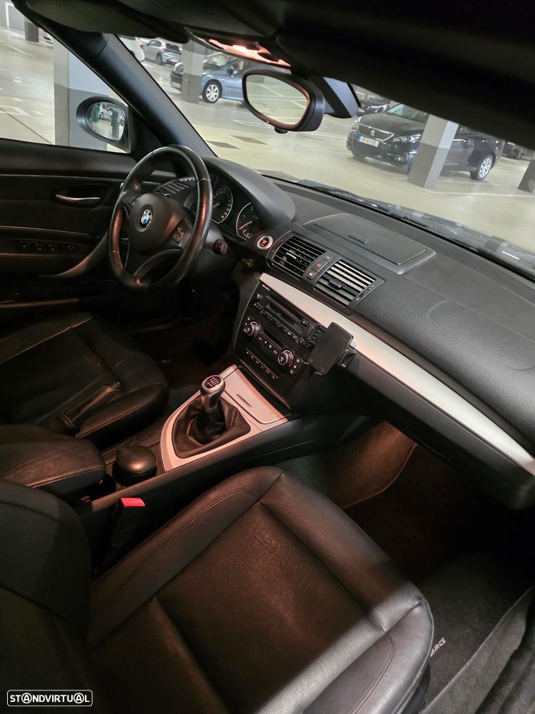 BMW 120 d Sport - 16