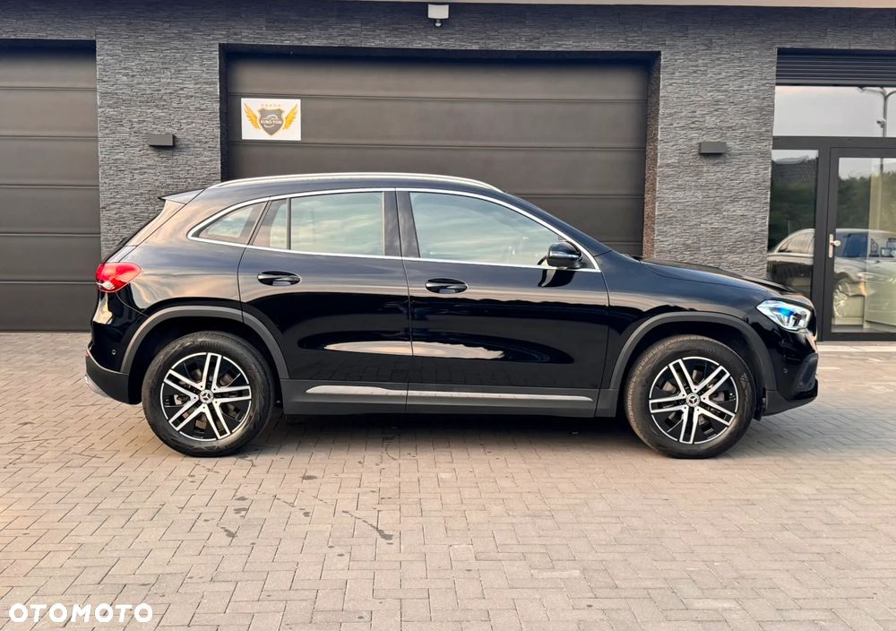 Mercedes-Benz GLA 220 d Progressive - 8
