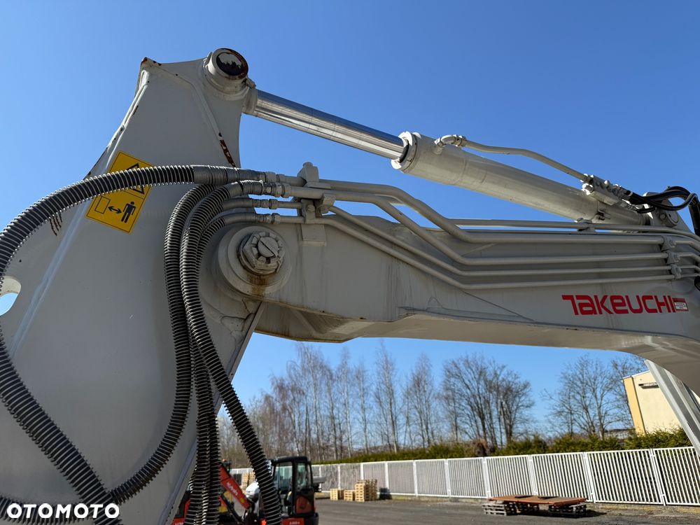Takeuchi TB290 - 11