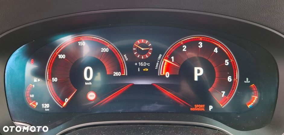 BMW Seria 5 540i GPF xDrive - 18